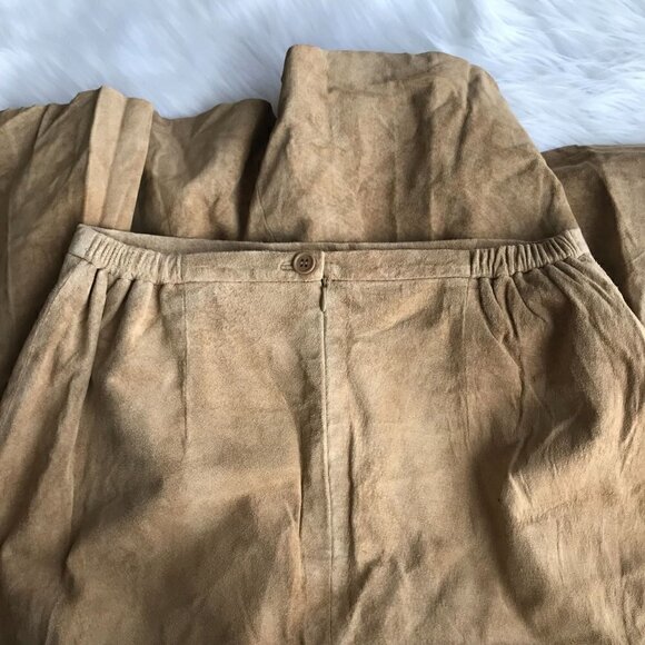 NOS 90's NWT Chico's Design Suede Leather Tan Chic Skirt - Medium - Picture 7 of 9